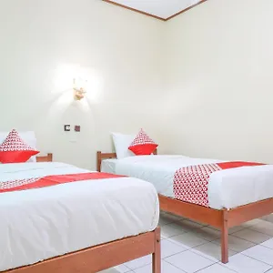 Super Oyo 1654 Maha Bharata Kuta Legian